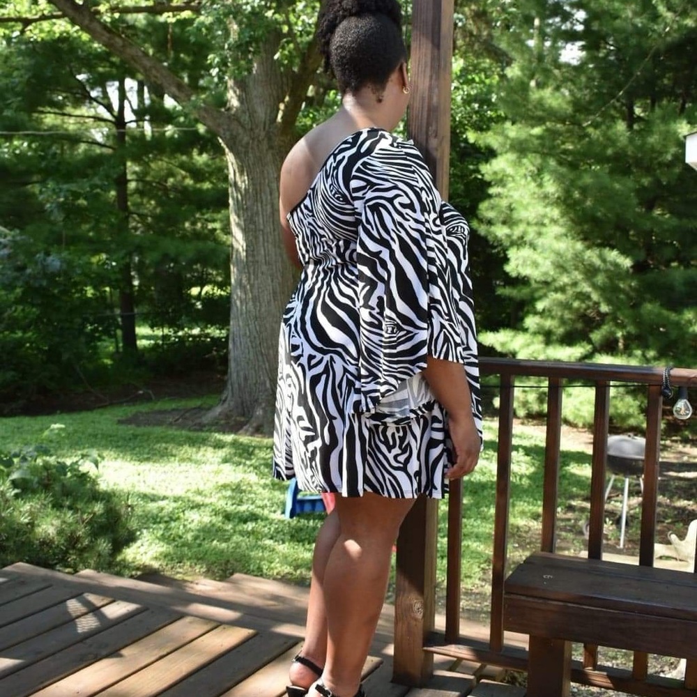 One Shoulder Dress - Picture 4 of 5